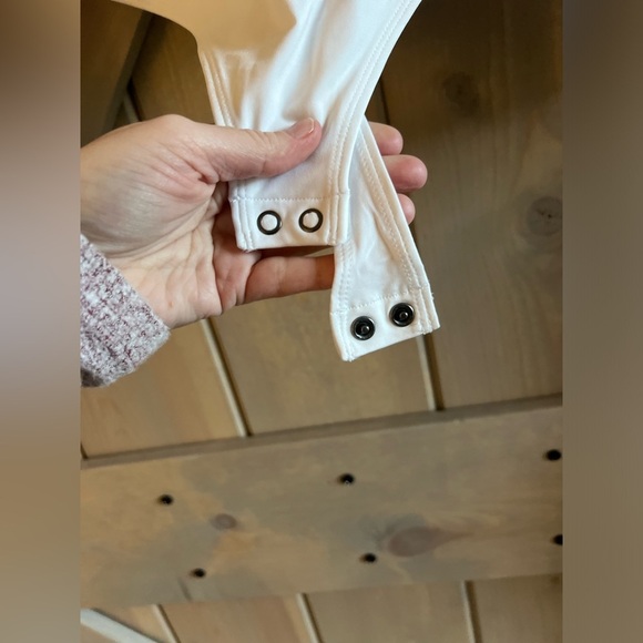 NWT Express Body Contour Bodysuit - Picture 3 of 6